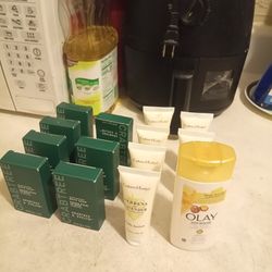 Bath Soap, Body Lotion, Olay Body Wash!!..🎉👍🎊🥰