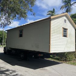 Sheds Relocated , Movemo Casitas De Patio Container Rv Trailer Crane 
