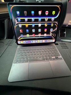 iPad Pro 13-inch 2TB (M4) OLED DISPLAY with Magic Keyboard and Apple Pencil Pro