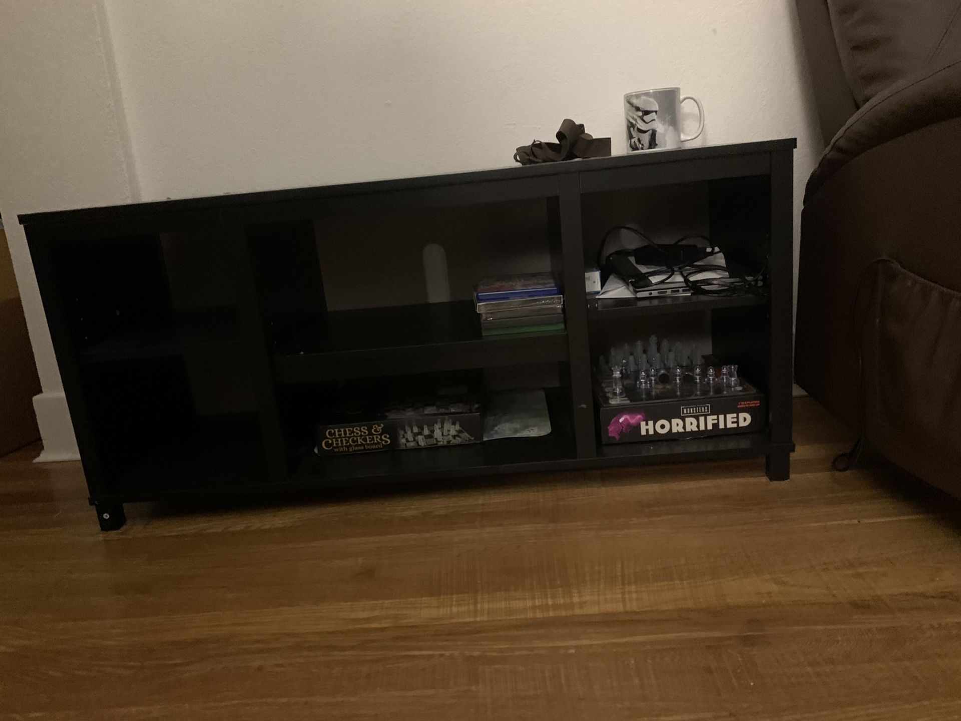 Tv stand