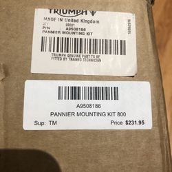 Triumph Tiger 800 pannier mounting kit 800 A9508186