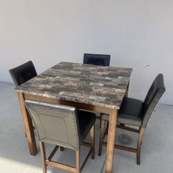 Beautiful Wood Dinning Room Table Dark Brown With 4 Leather Chairs High Table Kitchen