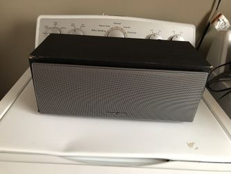 Harmon Kardin Surround Sound Speaker