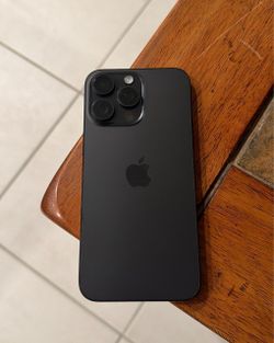 iPhone 15 Pro Max Unlocked