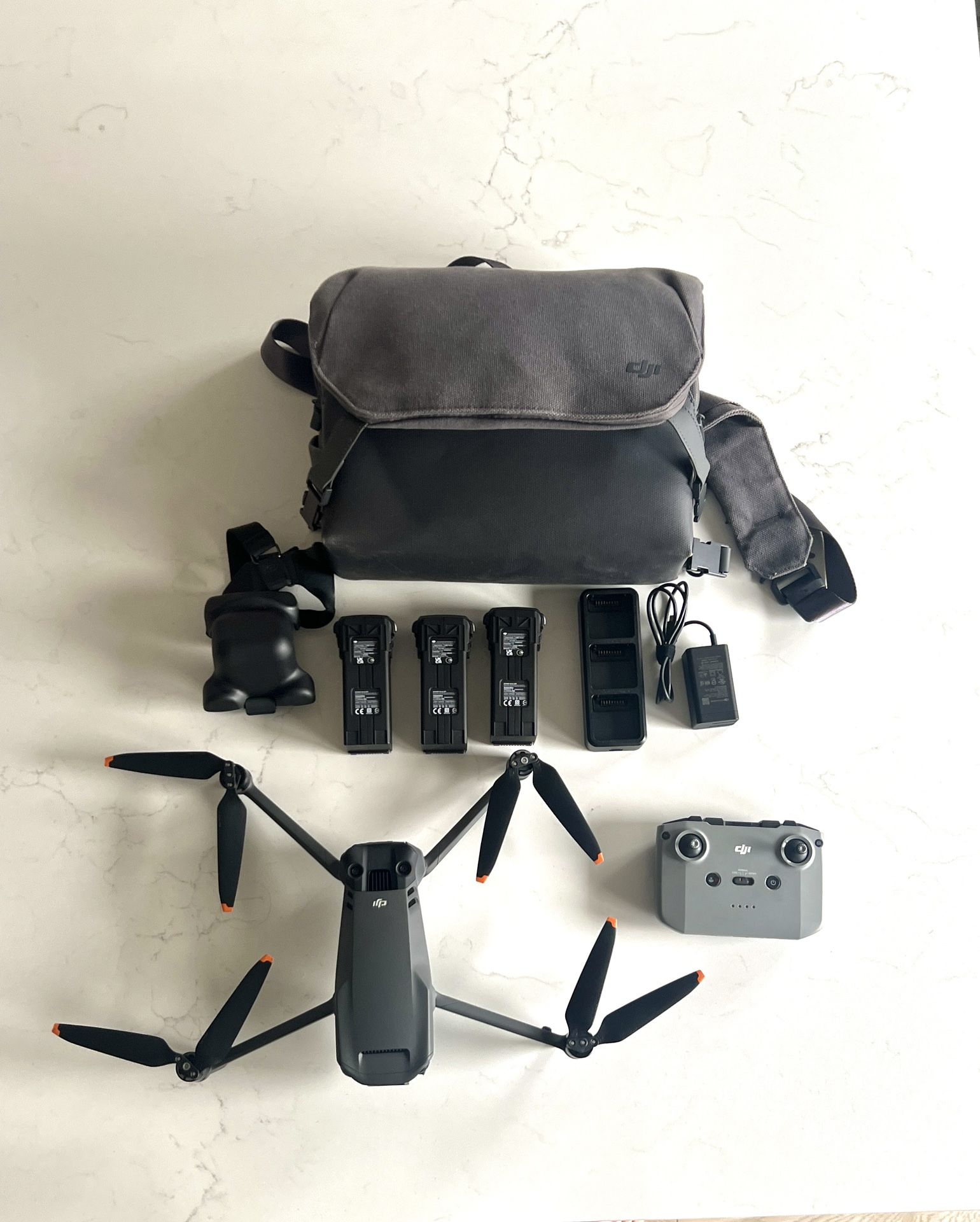 Like new DJI Mavic 3 Drone Fly More Combo