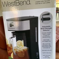 West Bend iced tea and coffee maker