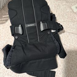 Babybjorn Carrier
