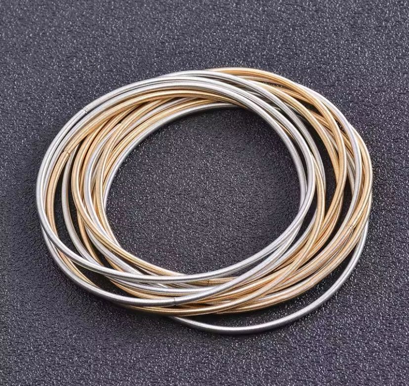 Set of Guitar String J60E Retractable Carbon Steel Wire Spiral Spring Bracelets