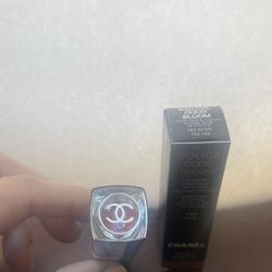 Chanel Alive (140) Rouge Coco Bloom Lip Colour 💥💥💥$18
