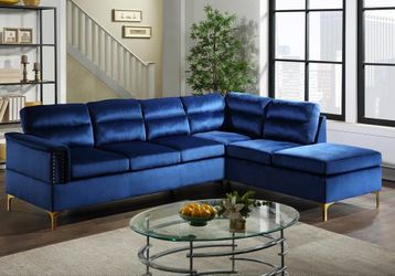 Vogue Black Sectional