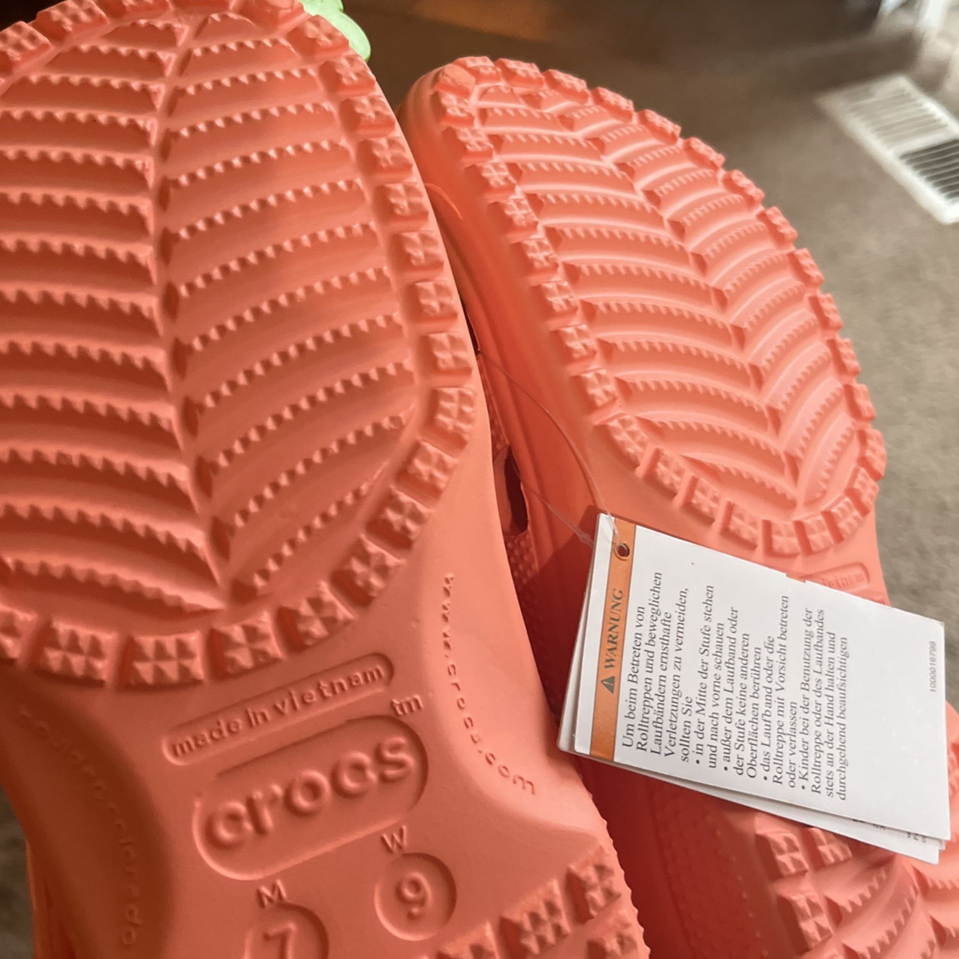 Salmon Crocs for Sale in Portland, OR OfferUp