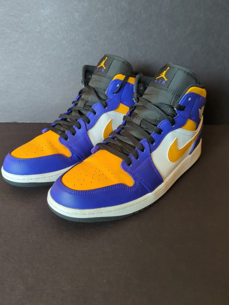 Nike Air Jordan 1 Retro Mid Men's Size 12 Lakers 2022-Gently Used