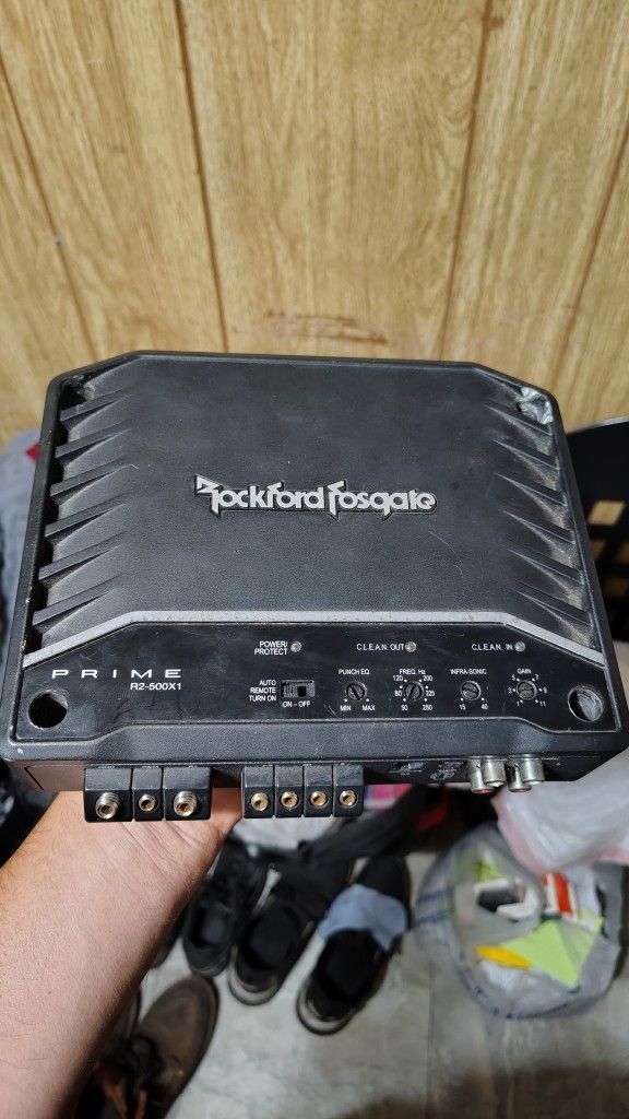 Rockford Fosgate R2-500x1 Amp