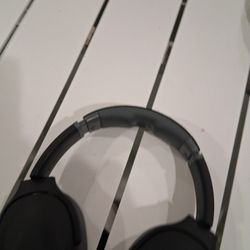 My Loss Ur Gain. SKULL CANDY  CRUSHER EVO Bluetooth Over Ear Head Phones