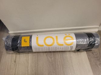 Brand New Yoga Mat w/Strap