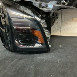 CHEVY EQUINOX RH HEADLIGHT 2025-2026 OEM 