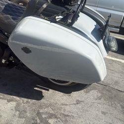 LOWRIDER ST SADDLE BAG