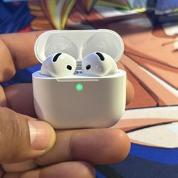 AirPod 4th 