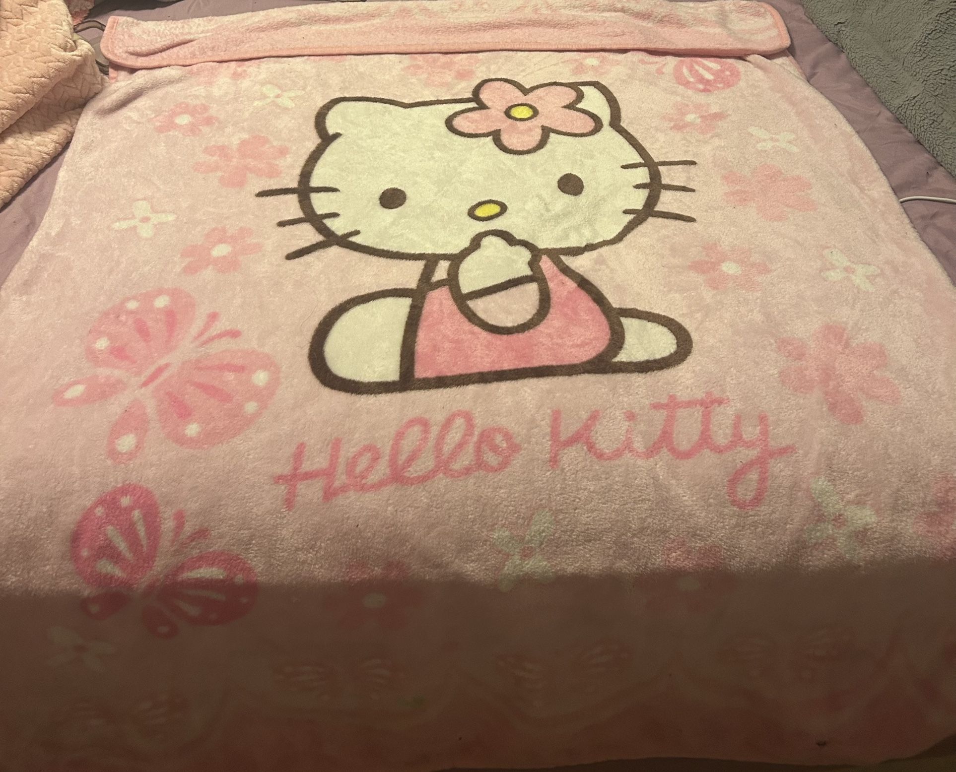 Hello Kitty Blanket