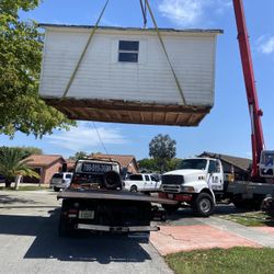 Shed Relocated , Movemo Casita De Patio Container Rv Trailer Crane Available 