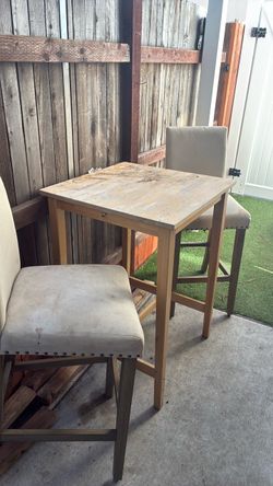 Bar Stool with Chevron Upholstery and Storage Basket