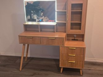 Vanity dresser wood