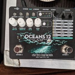 Electro-Harmonix (EHX) Oceans 12 Dual Stereo Reverb Pedal