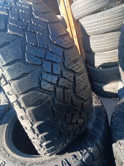 Used set tires Goodyear 275 55 20