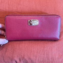Michael Kors Leather Zip Wallet