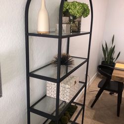 Decorative shelves 