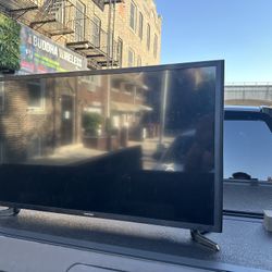 Samsung 32' TV 