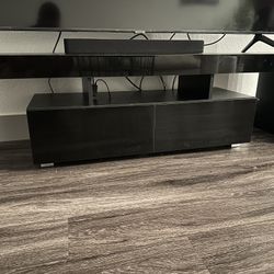 Tv Stand 75”