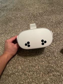 Meta Quest 3 VR Headset