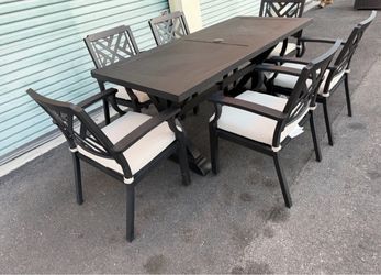 Patio,Outdoor furniture,Dining Set,6 Chairs,cushions,Table.