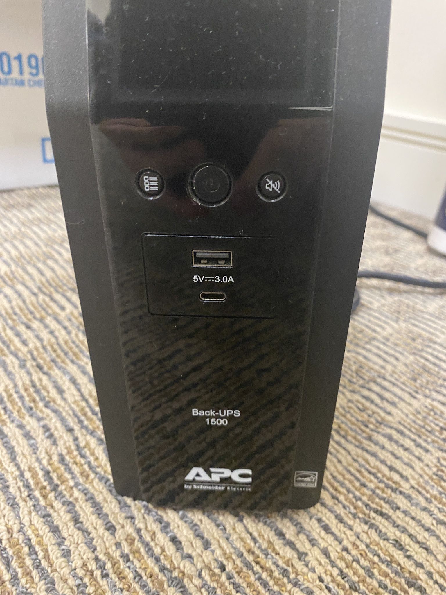 APC Scheinder UPS 1500VA Battery Backup Surge Protector