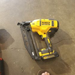 The wall XR20 boat 16 gauge 2.5 Nailer 