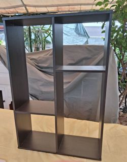 Black open shelf case