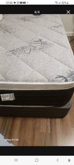 Twin bed
