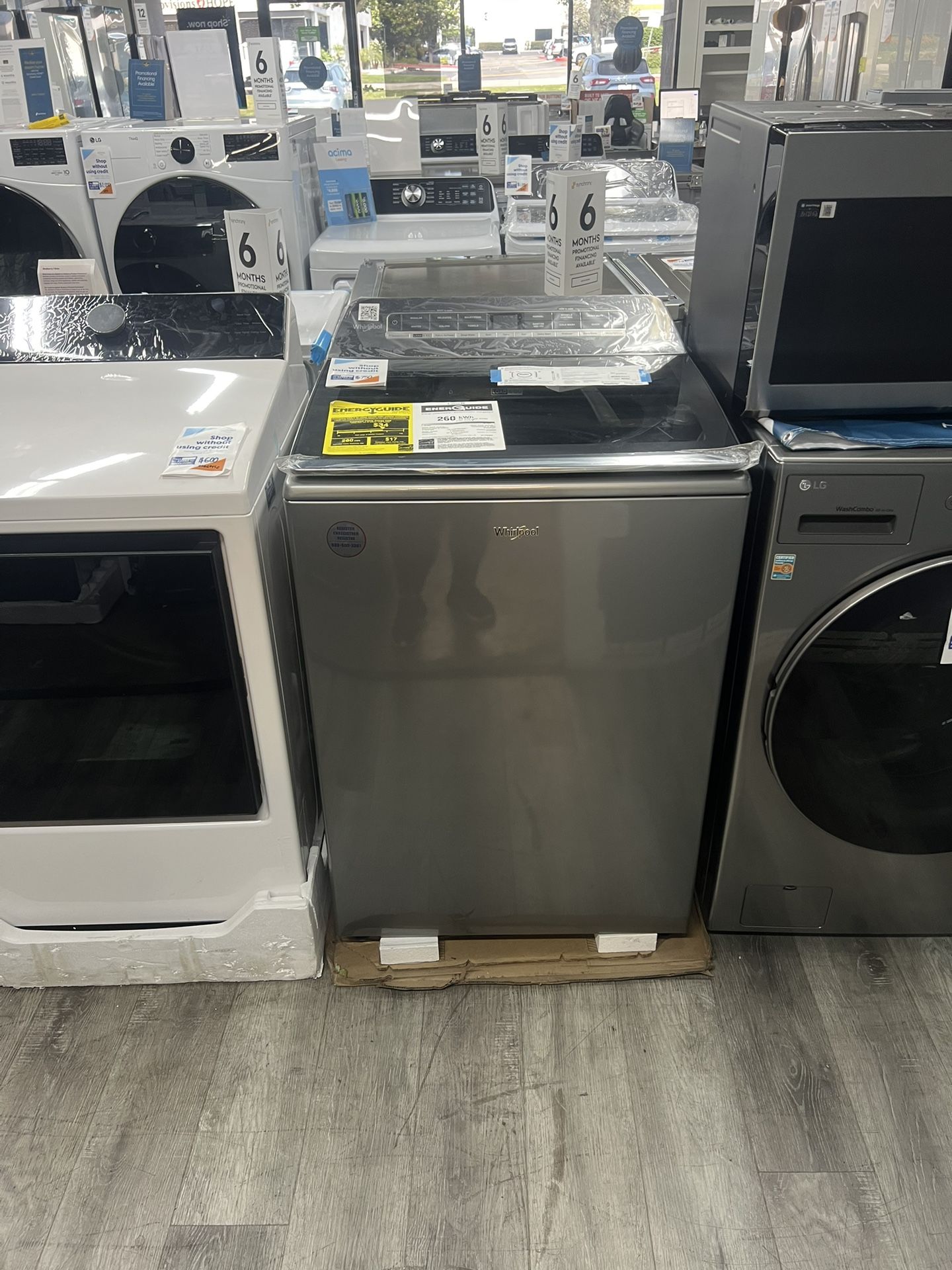 Whirlpool - 5.2 Cu Ft Extra Large Capacity Top Load Washer With Removable Agitator