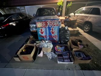 Free stuff!!!!! And boxes!! Wednesday the 30th 7:30 PM