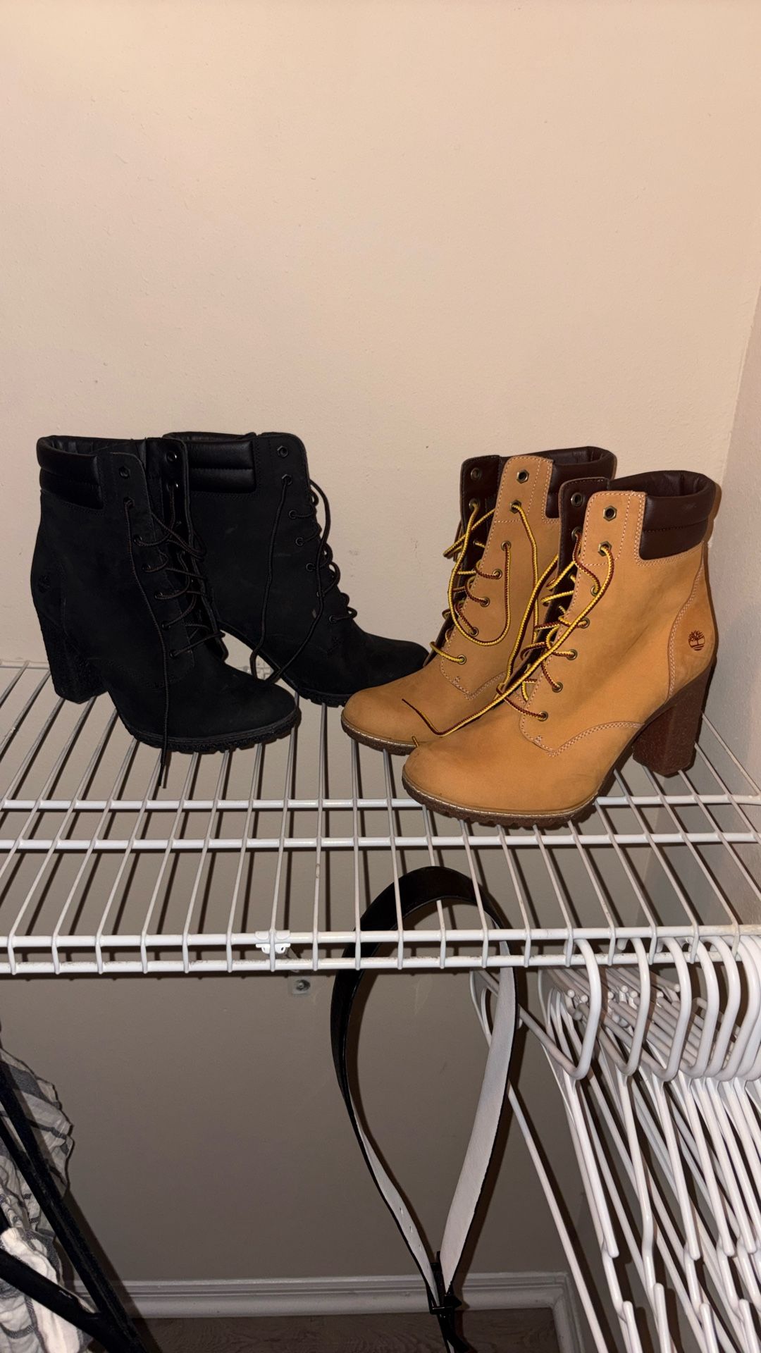 Women’s Timberland Boots Size 10