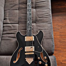 Ibanez Artcore expressionist AS39