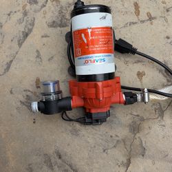 Seafloo Pump 