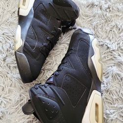 Size 9 Men's Nike Air Jordan 6 Retro 'Chrome' Black Metallic DX2836-001.
