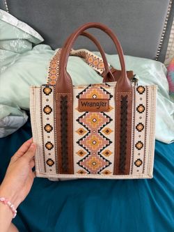 Wrangler purse