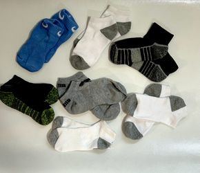 Lot of Boys Size M Ankle Socks 🧦 