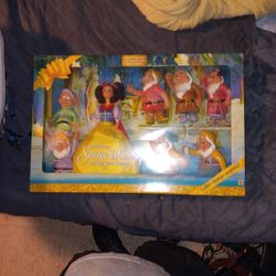 Snow White And The Seven Dwarfs Toy Set