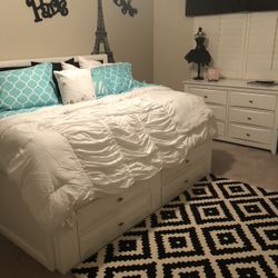 Full Size Trundle Bed With Book Case  And Dresser 
