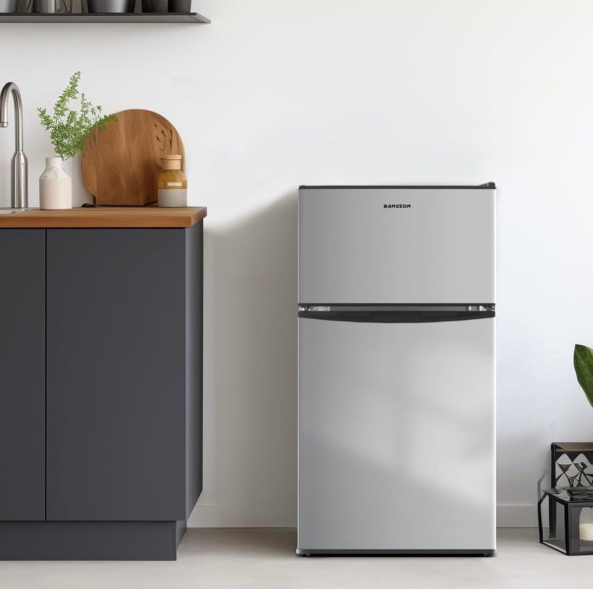 Mini Fridge w/Freezer - New