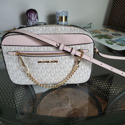 Authentic Michael Kors Crossbody